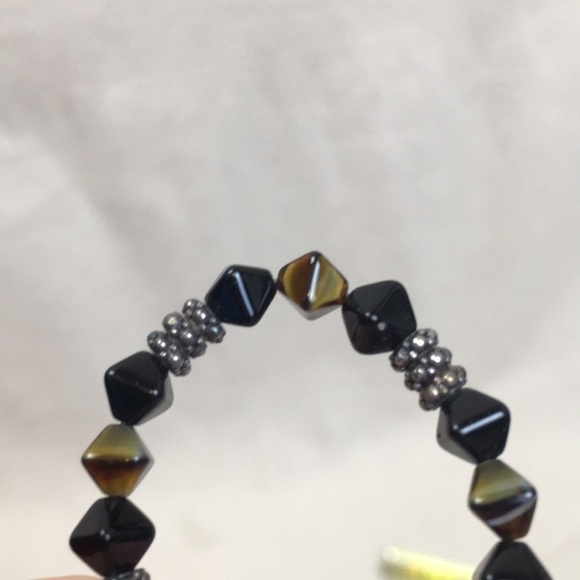 Beaded bracelet with sterling Clasp - Picture 6 of 6